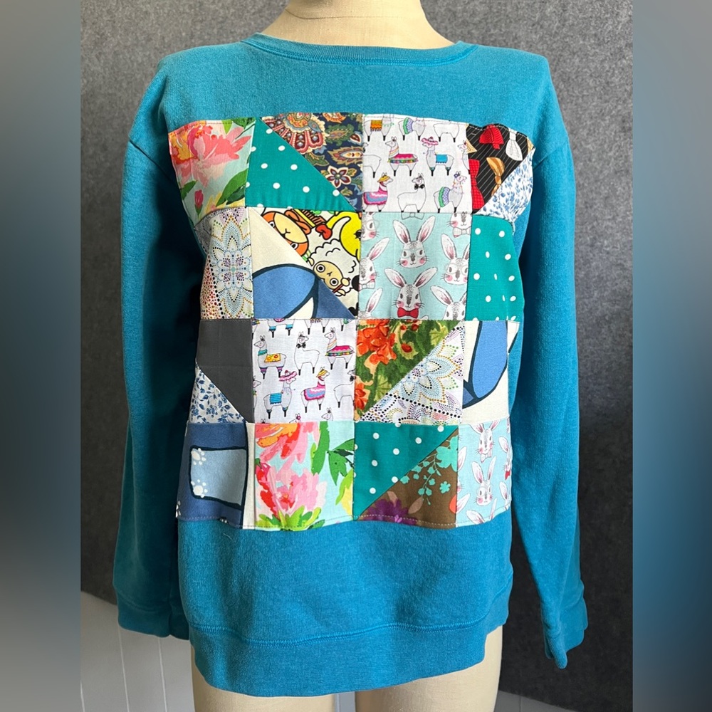 Quilty Sweatshirt Crewneck! 🐇